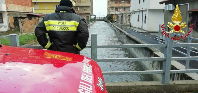 Maltempo - gli interventi dei vigli di Vibo