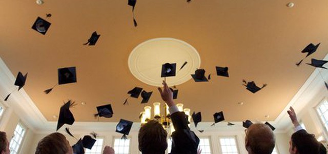 Solo 58% laureati occupato entro 3 anni