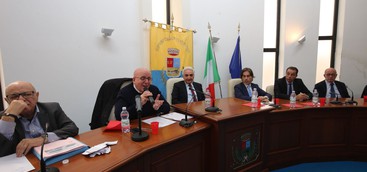 Oliverio presenta il Piano di Sviluppo strategico della Zes (VIDEO)