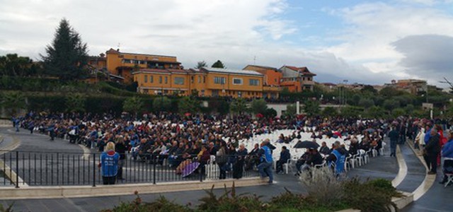 Migliaia ad anniversario morte Natuzza