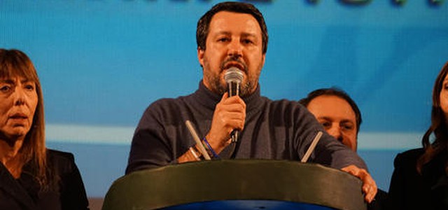 Calabria , Salvini: "Non è bella ciao, da lunedi è ciao belli"