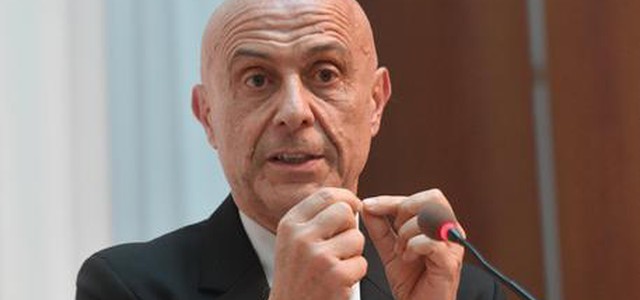 Minniti convoca Comitato antiterrorismo, allerta su luoghi affollati