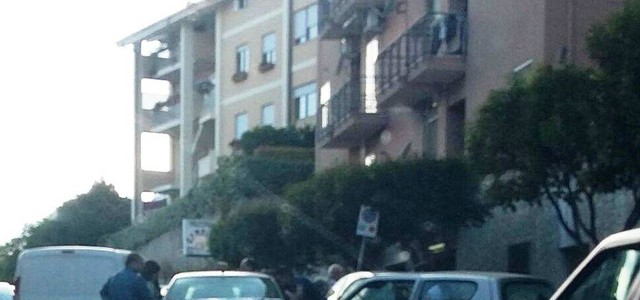 Scontro tra auto in viale dei Normanni
