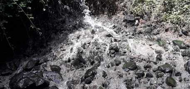 Sversava in torrente, sequestrata condotta fognaria comunale nel Catanzarese