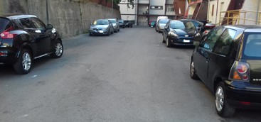 Catanzaro, nuova pulizia di rifiuti conferiti illecitamente nel quartiere Pistoia