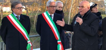 Oliverio ha inaugurato la “strada delle industrie” 