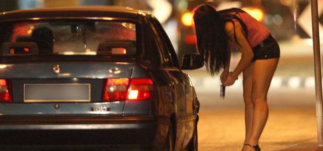 Prostituzione: ragazze straniere violentate e sfruttate, 7 arresti