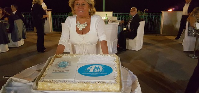 "Brutium" celebra il suo legame con la Calabria con una cena di beneficenza a sostegno del tumore al seno