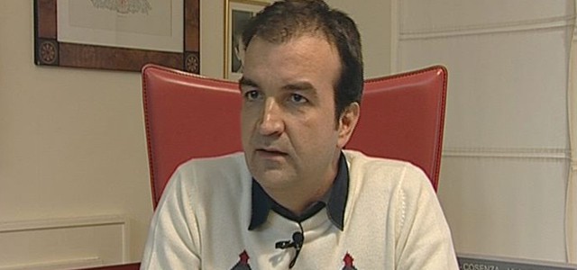 Acqua (davvero) pubblica, Occhiuto scrive una lunga memoria al Prefetto
