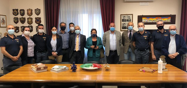 Crotone, visita in Questura del neo sindaco Vincenzo Voce