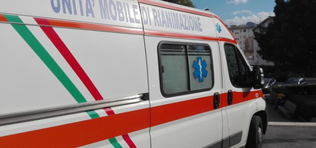 Bimba due mesi con lesioni in ospedale, il padre confessa