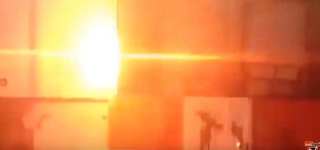 Scariche elettriche all'ex Cinema Orso di Catanzaro Lido, pericolo per l'incolumità pubblica (VIDEO)