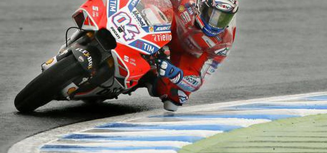 MotoGp: Dovizioso trionfa in Giappone