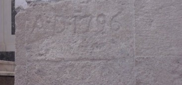 Curinga - Sorprendente scoperta durante l’ampliamento del presbiterio  della Chiesa Madre di Curinga