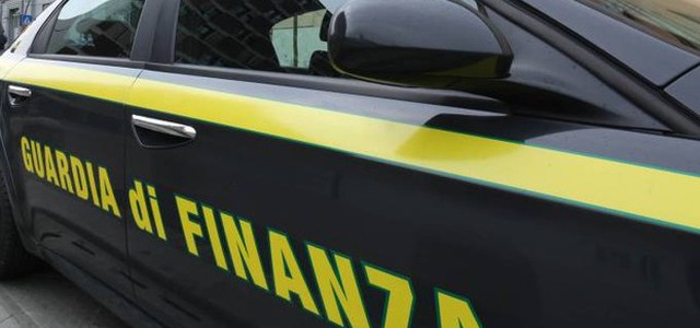 Impresa ristorazione fallita, due obblighi di dimora
