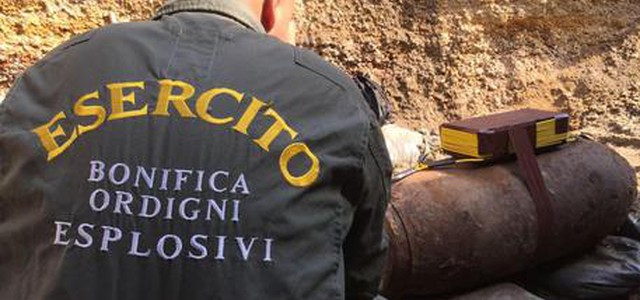 Ordigno bellico scoperto nel catanzarese
