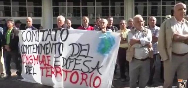 Cinghiali, protesta davanti la sede della Regione a Catanzaro (VIDEO)