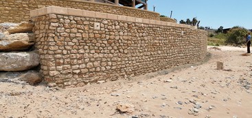 Realizza terrazzamento illecitamente sull’arenile a Capopiccolo (FOTO)