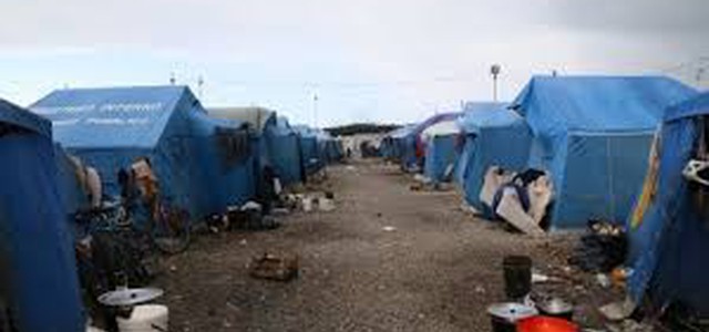 Migranti: Dalla tendopoli corteo per chiedere "casa, diritti e dignità".