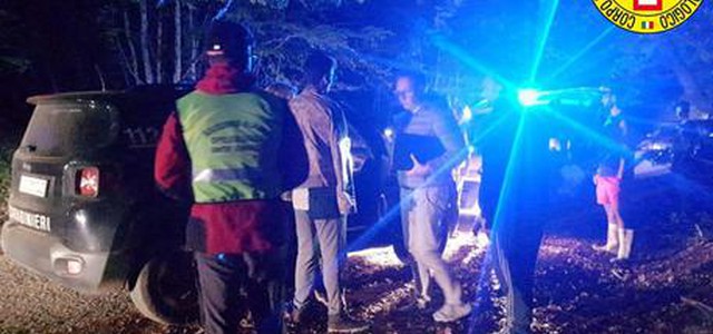 Vanno in cerca di funghi e si perdono, ritrovati