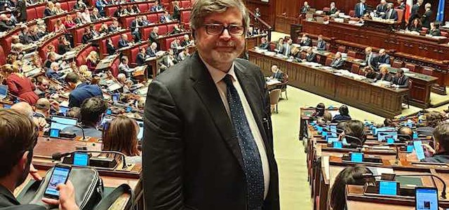 D'Ippolito (M5s) annuncia esposto contro l'assessore Robbe: "Boicotta iniziativa sul reddito"
