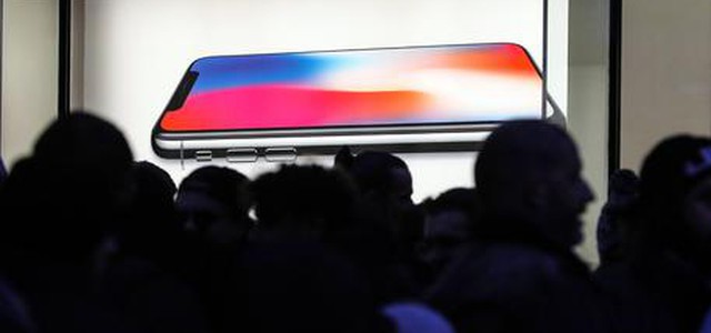 Vendite smartphone, Apple scalza Samsung