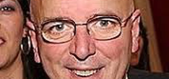 Mario Oliverio torna a farsi vedere in pubblico ,nessuna intenzione di lasciare il suo posto : "La mia coscienza è pulita"