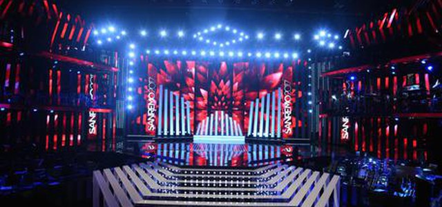 La scenografia di Sanremo 2017, l'Ariston come una music-hall