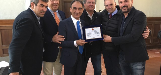 Premiato Procopio, primo allenatore catanzarese ai preliminari di Champions League