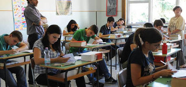 Scuola: concorso precari, atti alla Consulta
