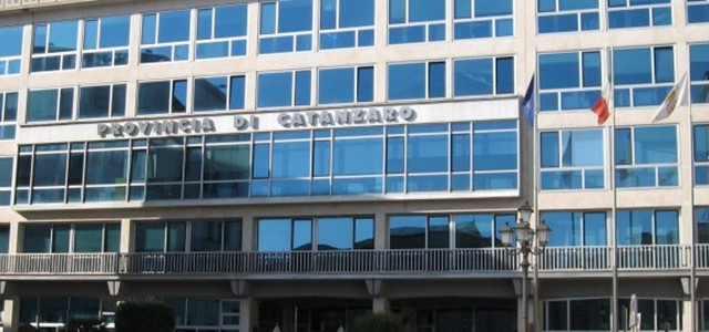 Provincia Catanzaro, consiglieri di maggioranza replicano all'ex presidente Bruno
