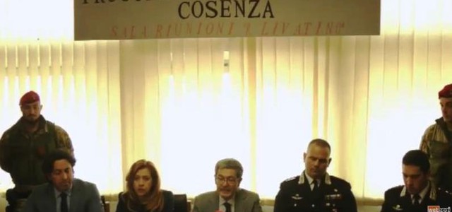 Madre denuncia figlio, 26 arresti a Cosenza. Spagnuolo: "Disagio sociale estremo" (VIDEO)