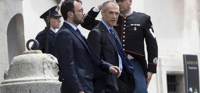 Cottarelli non scioglie riserva