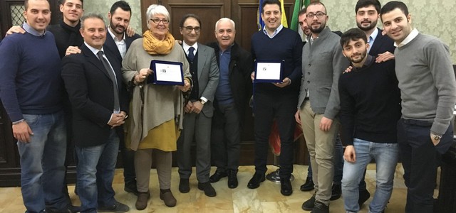 Il sindaco ha accolto Mariella Scirea, moglie dell'indimenticato campione della Juventus 