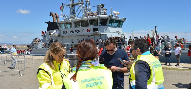 Sbarchi a Crotone: il Commissario della Misericordia di Isola ringrazia tutti i volontari 