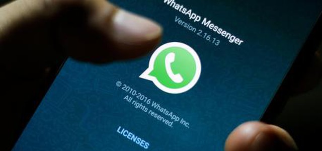WhatsApp, stop nell'Ue ai minori di 16 anni