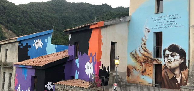 SAVUCI IN FESTIVAL SI E’ CHIUSO CON IL MURALES DEDICATO A DE ANDRE’ E LA MUSICA DI CARMINE TORCHIA