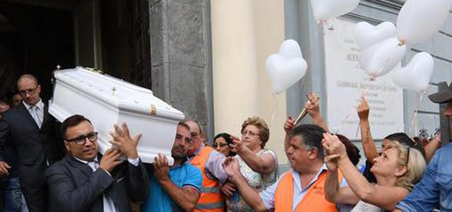 Tiziana: Gip, supplemento indagine su Fb
