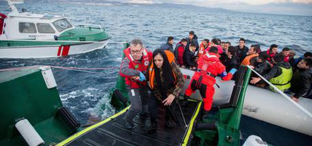 Migranti: recuperati 6 cadaveri a Lesbo