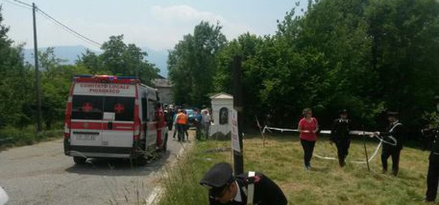 Auto rally travolge pubblico, morto bimbo