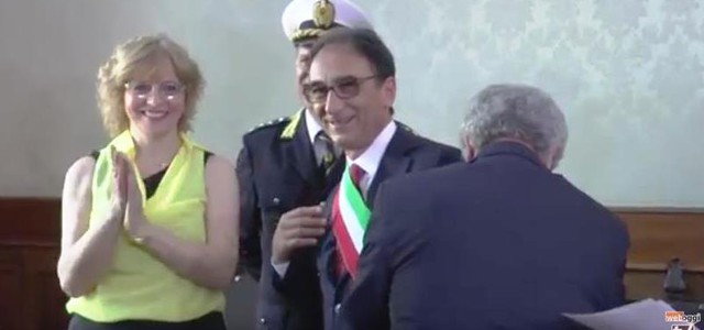 Proclamazione del sindaco Abramo, alla quarta volta la stessa emozione della prima (VIDEO)