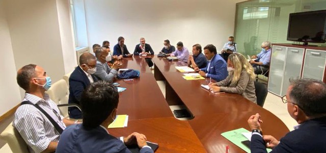 Incontro Orsomarso sindacati sulle politiche per il lavoro