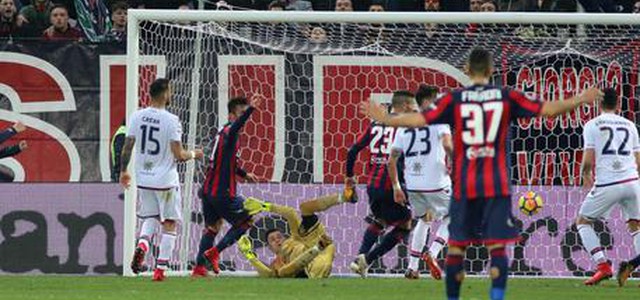 Stroppa resta su panchina Crotone