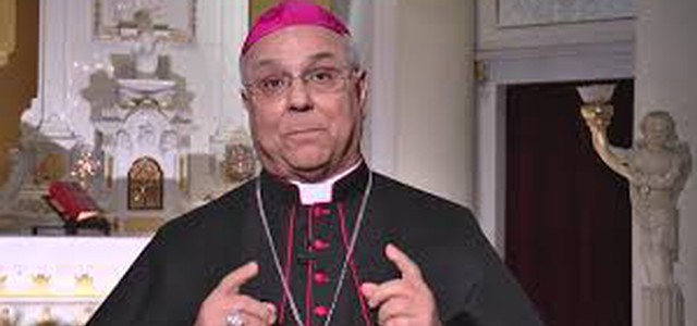 MONS. VINCENZO BERTOLONE. "NESSUNO RESTI INDIETRO"