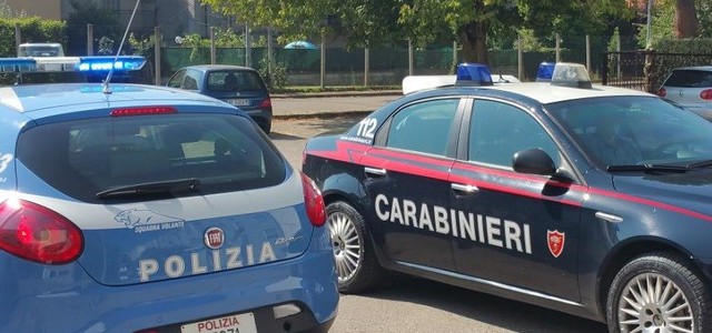 Scippo a Catanzaro Lido, denunciati due minorenni dopo l'azione congiunta di Polizia e Carabinieri