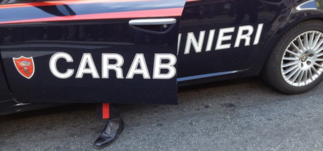 Uccide figlio e ferisce l'altro, arresto