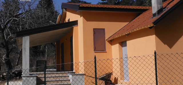 Costruzione abusiva sequestrata nel Crotonese