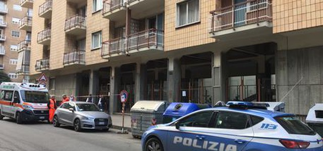 Uccide la moglie e si suicida a Torino