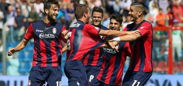 Crotone, sì a utilizzo stadio con Milan