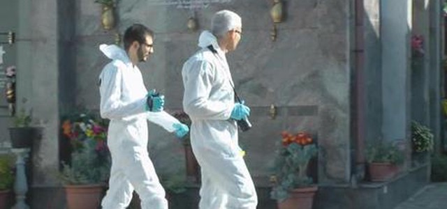 Uccise madre e figlia all'interno del cimitero, condannato all'ergastolo